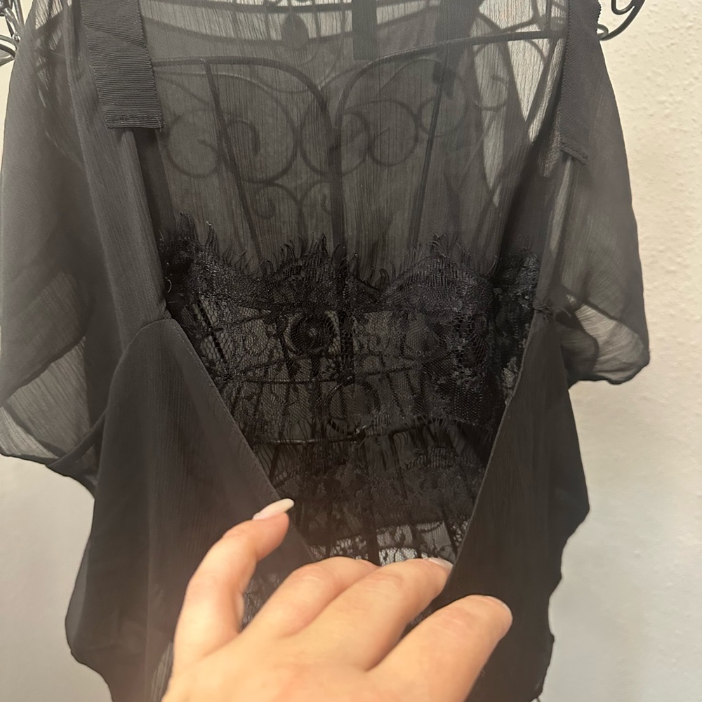 Jessica Simpson Black Sheer Ruffled Blouse - Picture 10 of 15